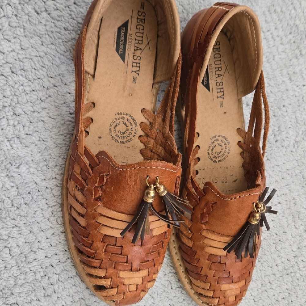 Brown Leather Huarache Sandals with Tassels